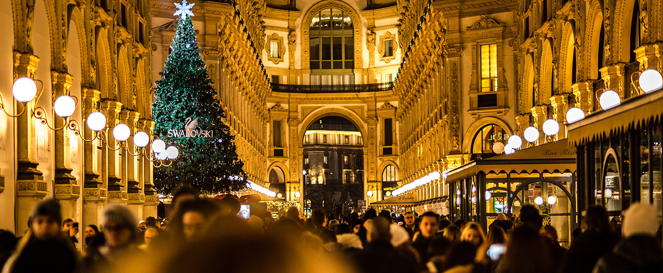 Christmas in Milan looks like...